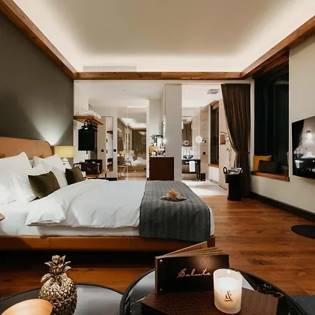 Hotel Do & Co