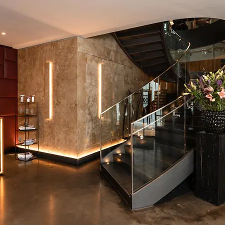 Do & Co Hotell 5*